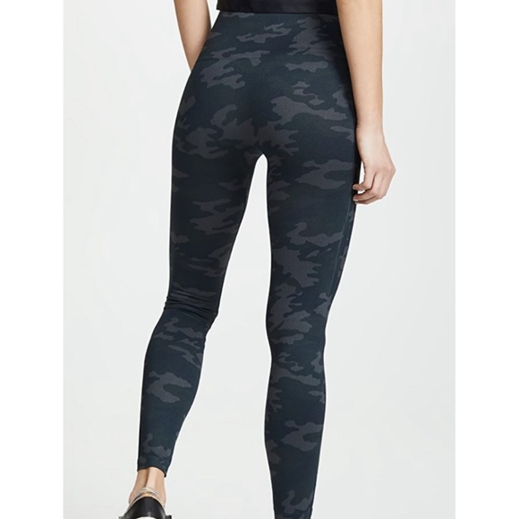 Spanx Seamless Leggings Size XL - Picture 1 of 6
